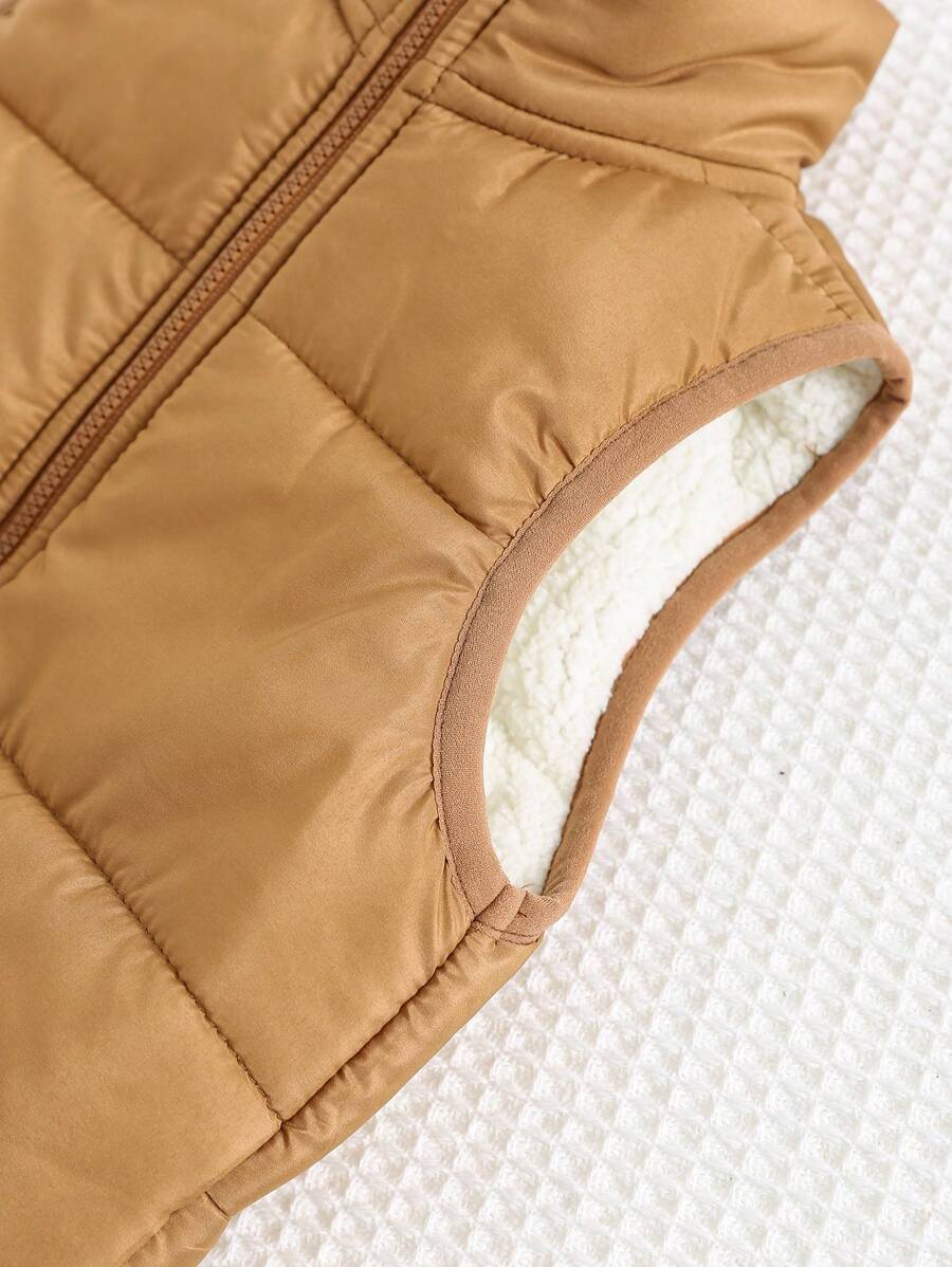 Conjunto 3 Peças para Bebê Menino: Moletom com Letra, Colete e Calça com Cordão