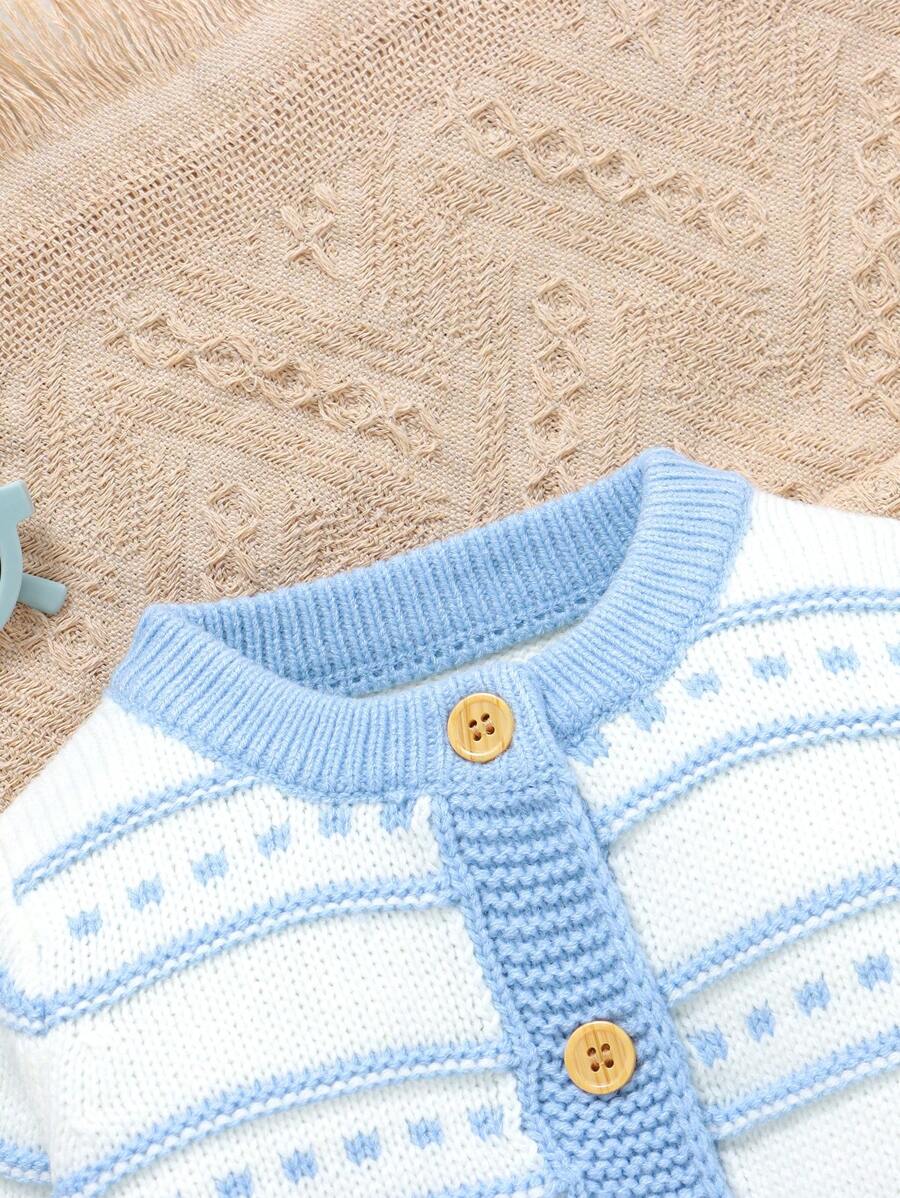 Conjunto de Tricô para Bebê – Cardigan Listrado e Macacão Jardineira Longo, Unissex